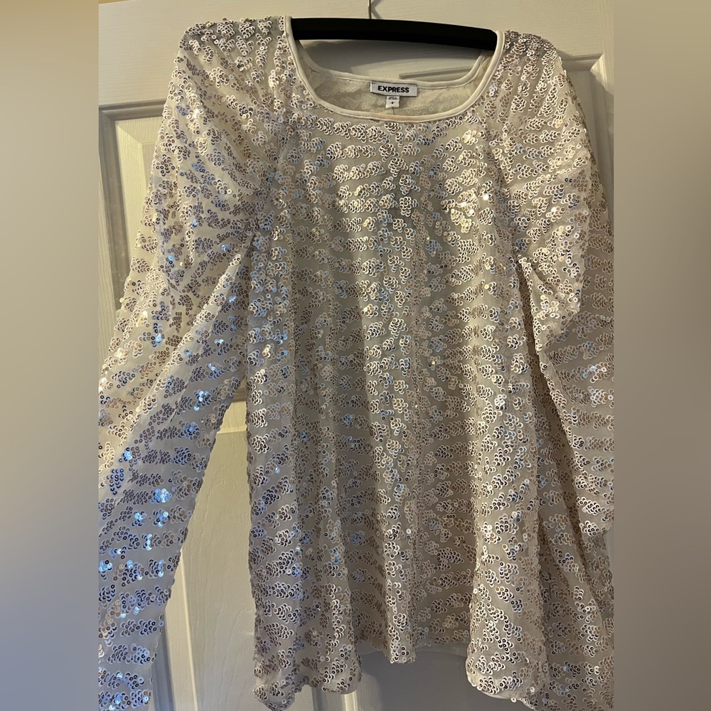 BNWT Express white sequin L/S shirt